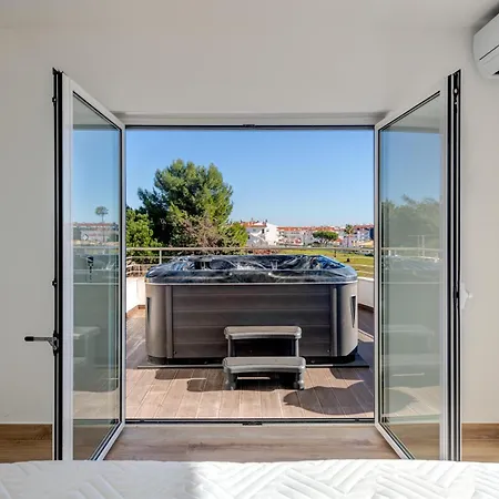 Ocean Drive - Oura - Jacuzzi - By Bedzy * Albufeira