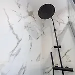 Ocean Drive - Oura - Jacuzzi - By Bedzy Apartmán